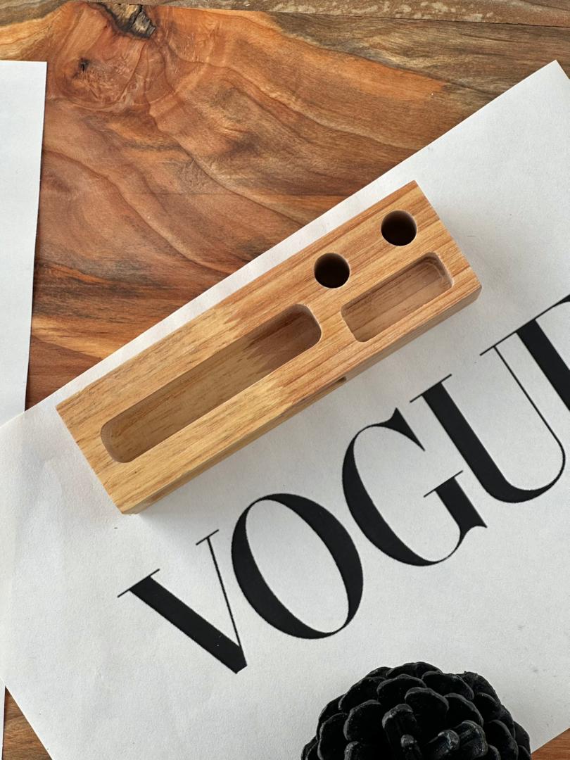 استند چوبی رو میزی