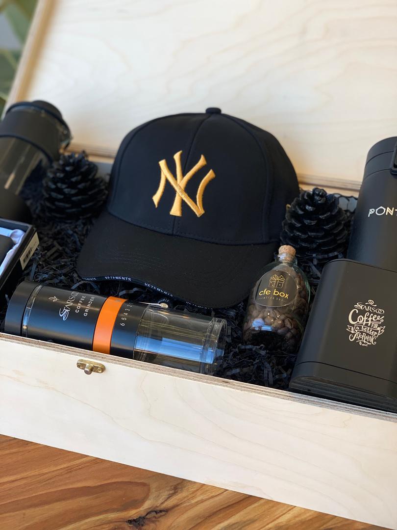 Alternative view of باکس هدیه مردانهM112