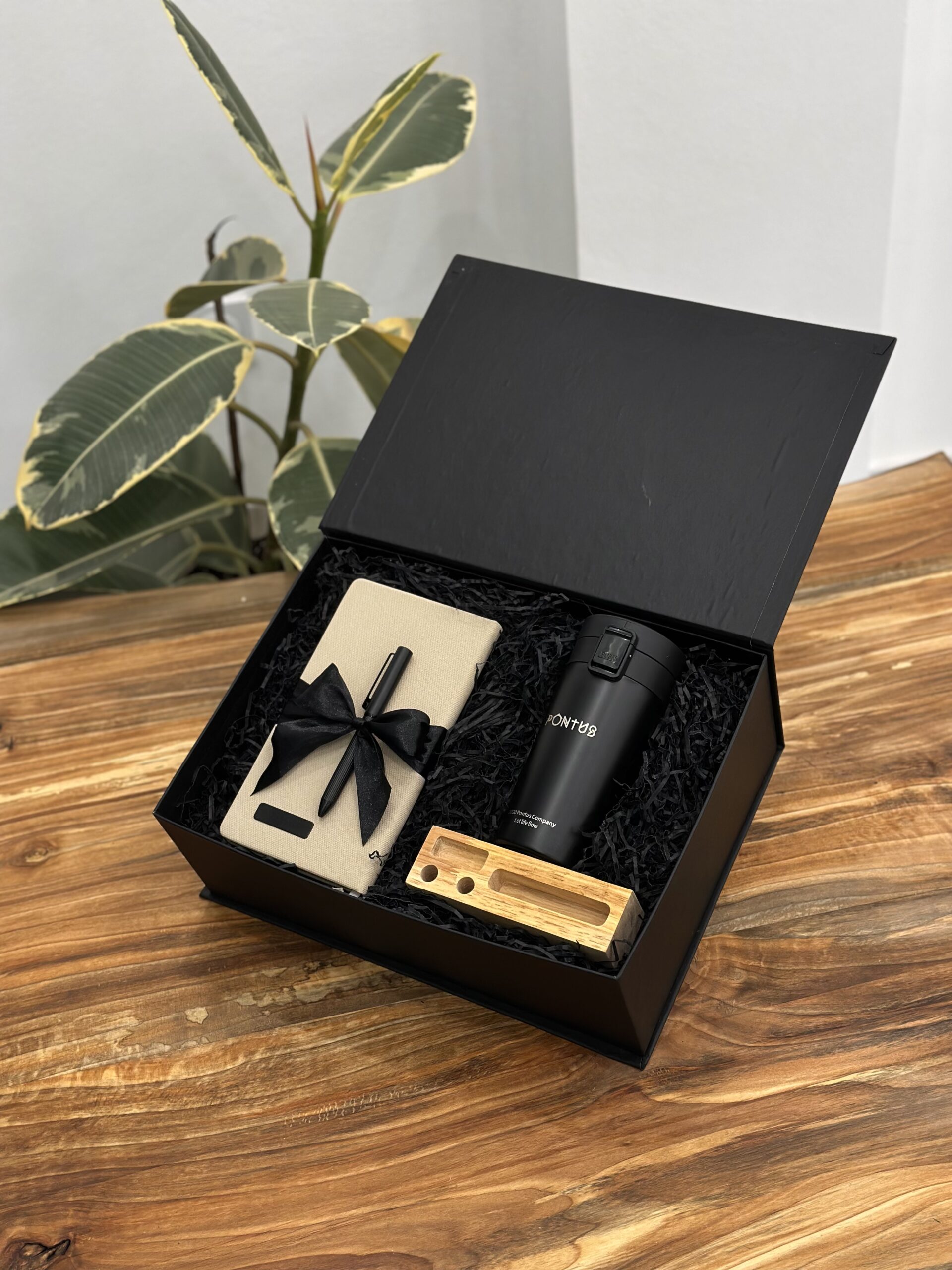 باکس هدیه مردانه M126