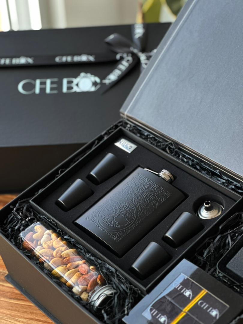 Alternative view of باکس هدیه مردانهM135